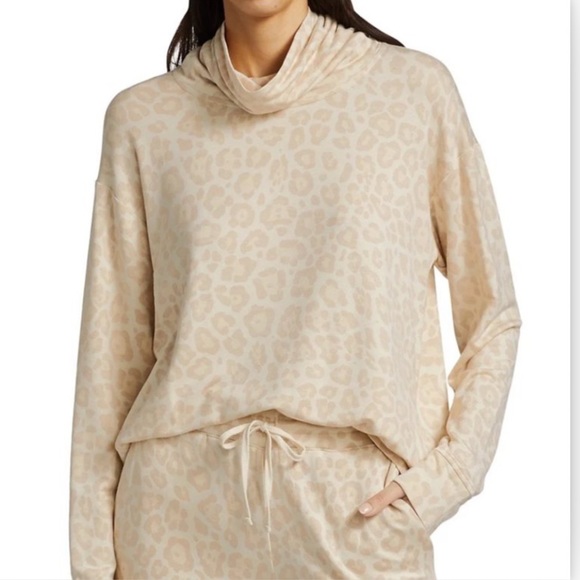 Splendid | Ultra Soft Leopard Print Cowl Neck Pullover Top Sweatshirt | Small - Picture 2 of 6
